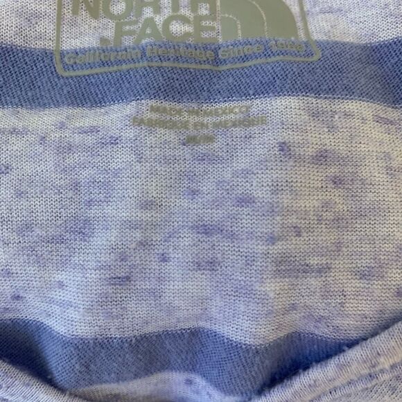 The North Face Short Sleeve Shirt, Medium - Picture 4 of 6